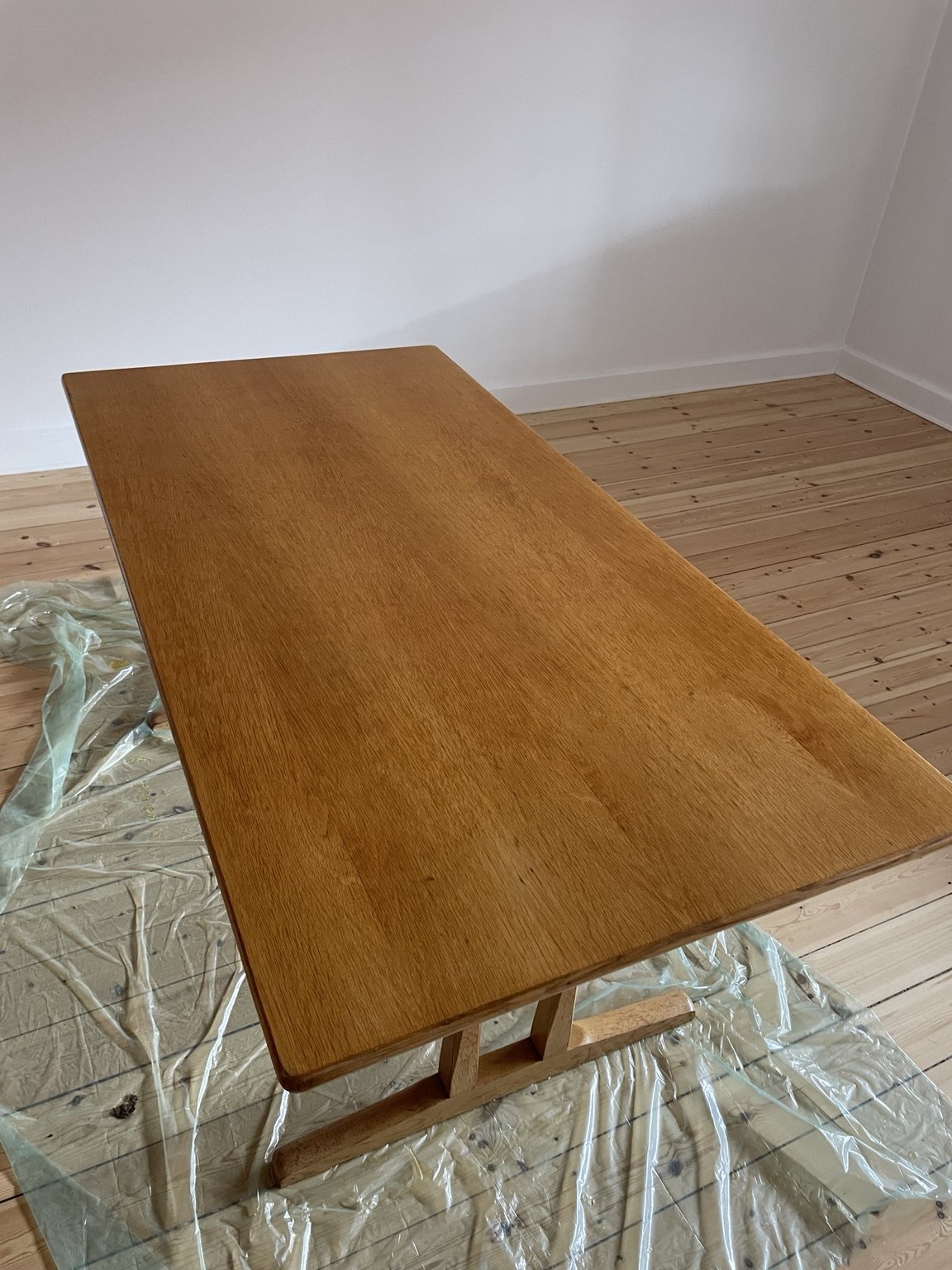 Renoveret indendørs bord